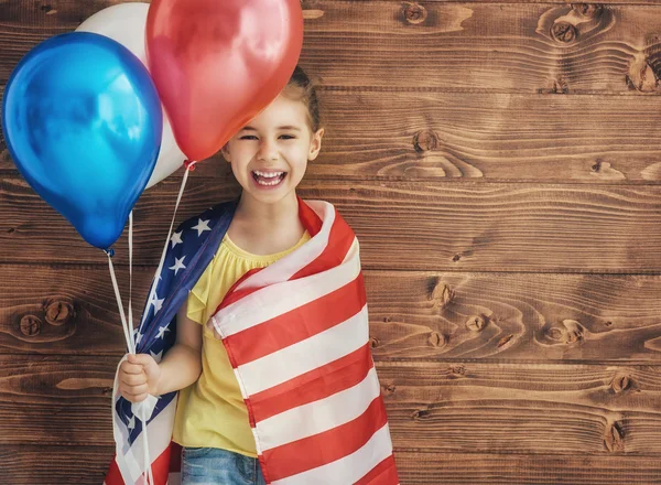Vacanza patriottica e bambino felice — Foto Stock