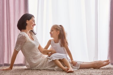 mutlu sevgi dolu aile