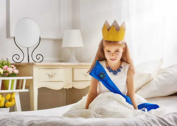 Queen in gold crown — Stock Photo, Image