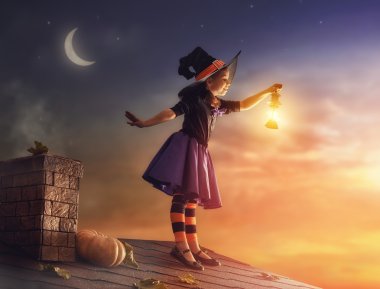 Dışarıdaki küçük cadı.