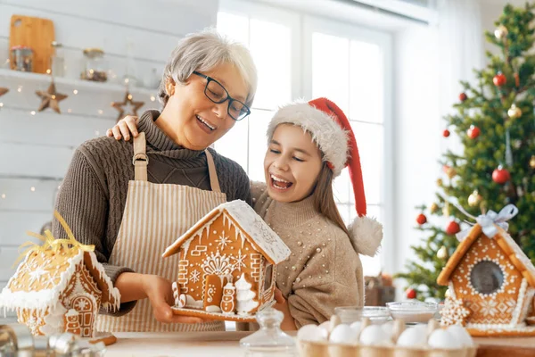 Vrolijk Kerstfeest Fijne Feestdagen Familie Voorbereiding Vakantie Voedsel Grootmoeder Kleindochter — Stockfoto