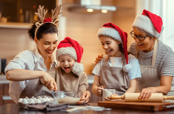 Feliz Navidad Felices Fiestas Preparación Familiar Comida Vacaciones Abuela Madre — Foto de Stock