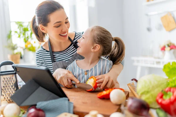 Healthy Food Home Happy Family Kitchen Mother Child Daughter Preparing — Stock Photo, Image