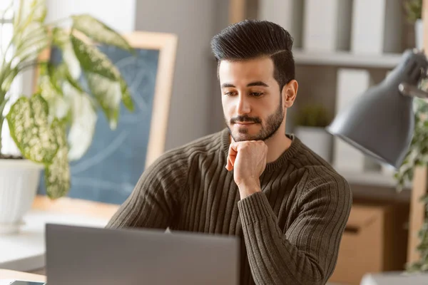 Happy Casual Young Man Working Laptop Home — Stock Photo, Image