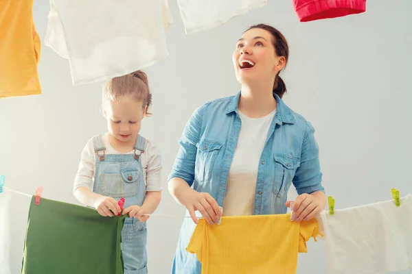 Beautiful Young Woman Child Girl Little Helper Having Fun Smiling — Stock Photo, Image