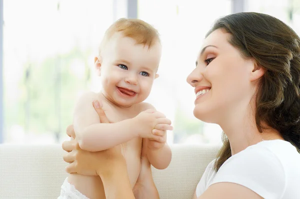 Familia feliz — Foto de Stock