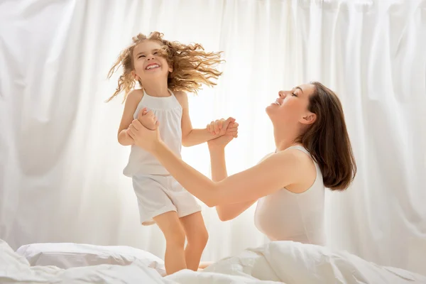 Familia feliz — Foto de Stock