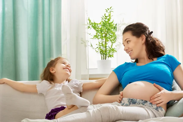 Glückliche Familie — Stockfoto