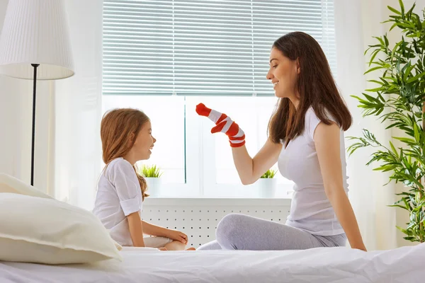 Glückliche Familie — Stockfoto