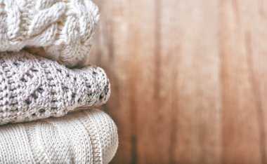 örgü elbise yığını