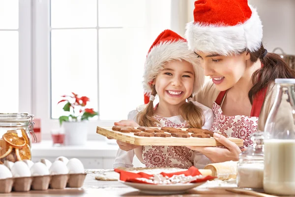 Cocinar galletas de Navidad — Foto de Stock