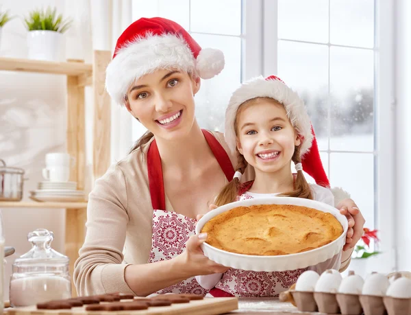 Cottura biscotti di Natale — Foto Stock