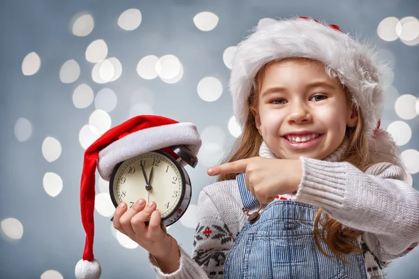 Criança em um chapéu de Natal — Fotografia de Stock