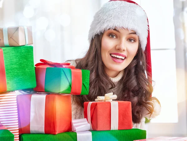 Woman with gifts — Stock Photo, Image