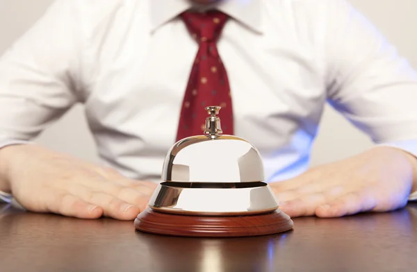 Dienst bell bij het hotel — Stockfoto