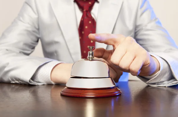 Dienst bell bij het hotel — Stockfoto