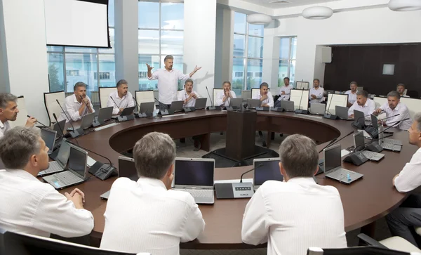 Bijeenkomst en discussie informatie. Zakelijke bijeenkomst, conferentie — Stockfoto