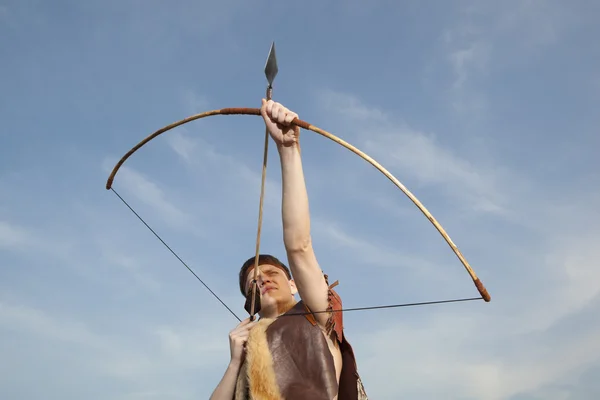 Robin Hood. Archer med pilen och lång båge — Stockfoto