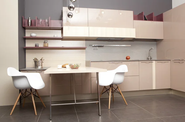 Cozinha moderna na nova casa — Fotografia de Stock