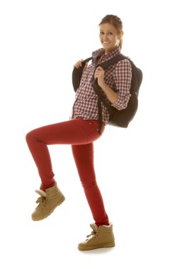 Kırmızı kot pantolon kız öğrenci