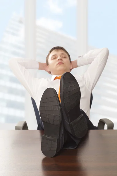 Businessman sleeping at the office — Stock Photo, Image