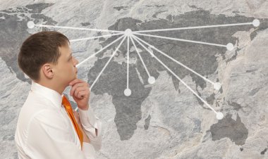 Dünya haritası olan iş adamı