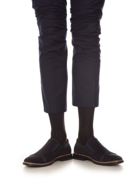 Siyah çorap bacağından adam