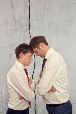 İş rekabeti, çatışma kavramı