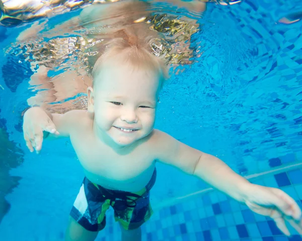 Natation Enfant Images Libres De Droit Photos De Natation Enfant Depositphotos