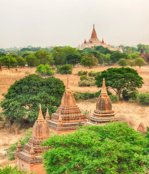 Vista desde la pagoda de Shwesandaw . — Foto de Stock