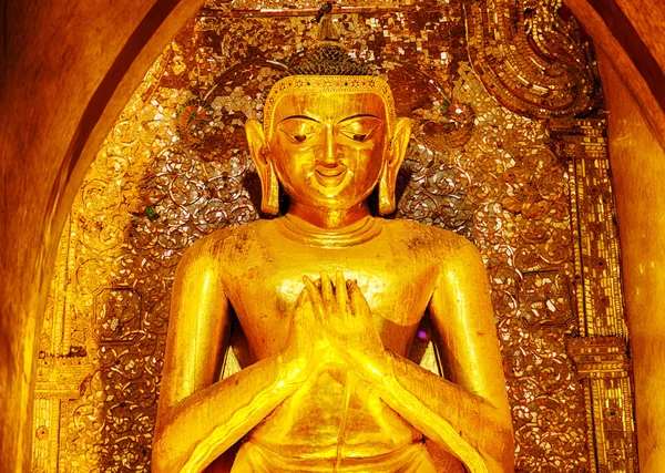 Posąg Buddy w świątyni Ananda — Zdjęcie stockowe