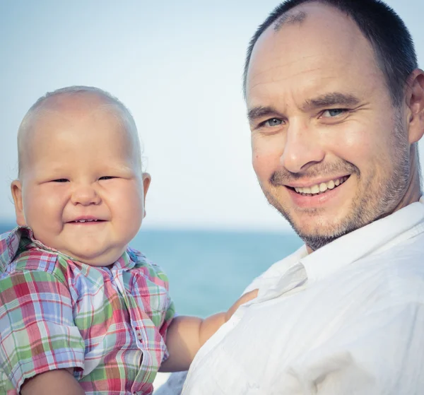 Baby och far — Stockfoto