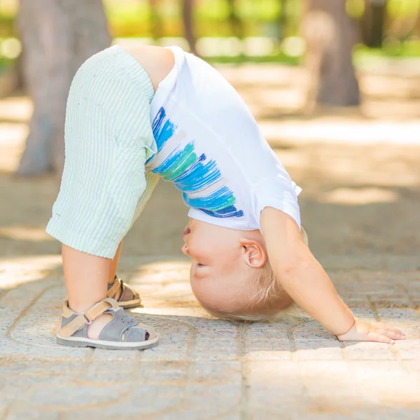 21 565 Baby Yoga Stock Photos Free Royalty Free Baby Yoga Images Depositphotos