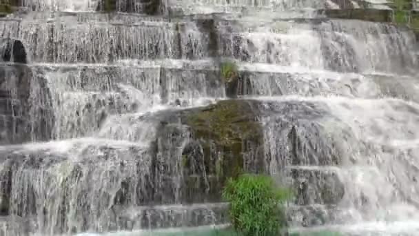 Водоспад pongour — стокове відео