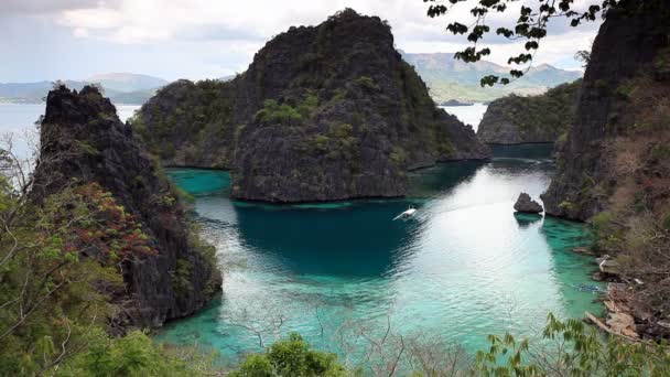 Coron lagoon landskap — Stockvideo