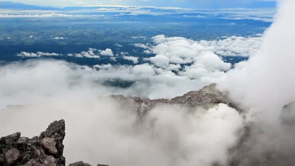 Vista do topo do vulcão Merapi . — Vídeo de Stock