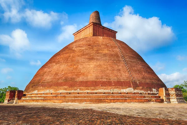 Jetavanaramaya dágobou, Anuradhapura, Srí Lanka — Stock fotografie