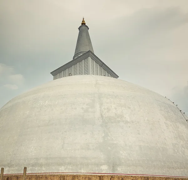 Jetavanaramaya dagoba, Anuradhapura, Sri Lanka — Fotografia de Stock