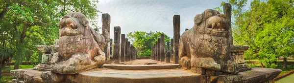 Konsey Odası, Polonnaruwa, Sri Lanka. Panorama — Stok fotoğraf