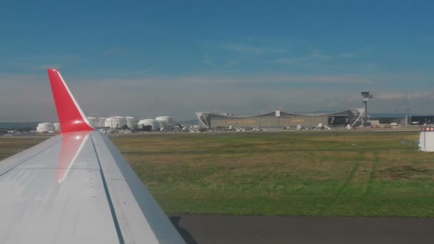 Bir görünümü önlüğü Frankfurt Airport — Stok video