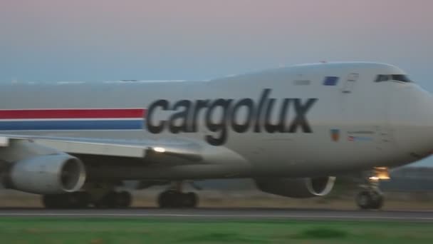 Cargolux Boeing 747 rodaje — Vídeos de Stock