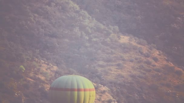 Sıcak hava balonu sinek — Stok video