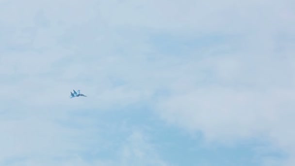 Equipo acrobático de halcones rusos — Vídeo de stock