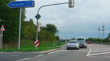 Autobahn Karlsruhe yakınındaki