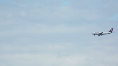 Airbus 320 yaklaşıyor