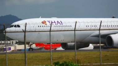 Uçak pist için Taksilemek