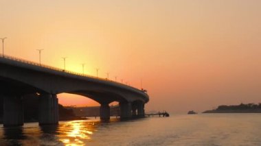 Hong Kong 'un Manzaralı Dili - Sunset' te Macau Köprüsü