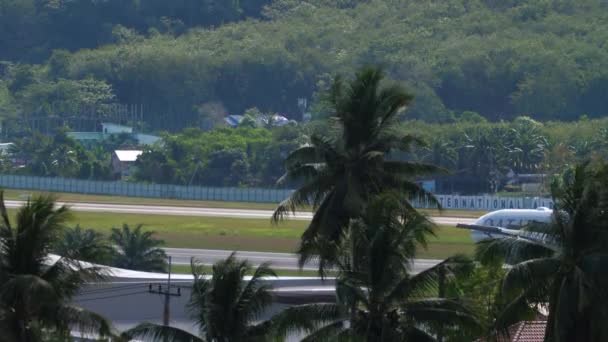 卡塔尔波音777制动器着陆 — 图库视频影像