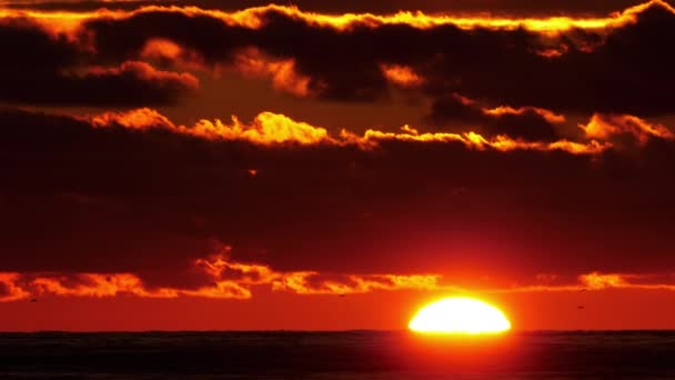 Scénický pohled na západ slunce. — Stock video