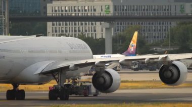 Airbus 340 servis dışı.